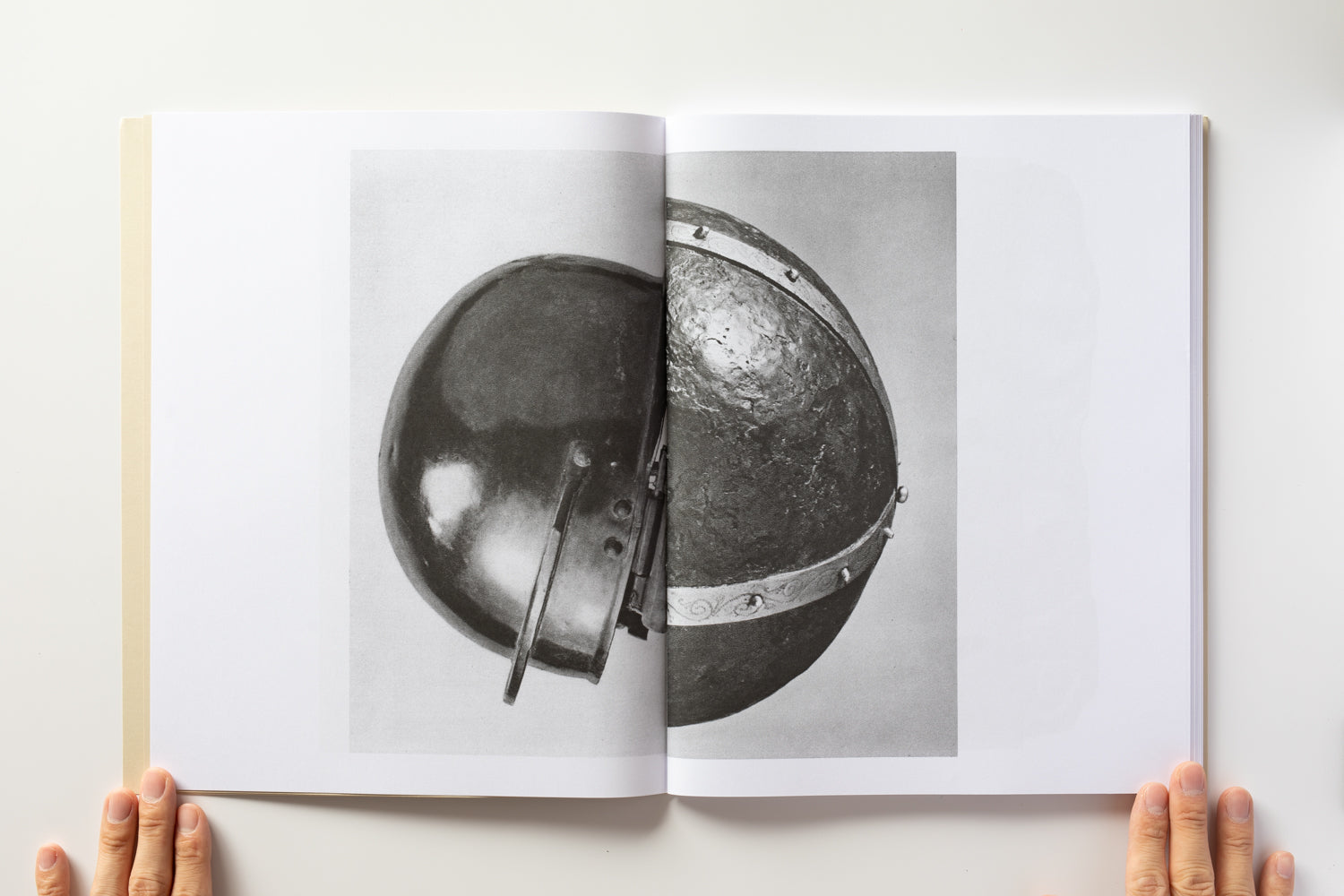Exosphere by Batia Suter – IACK
