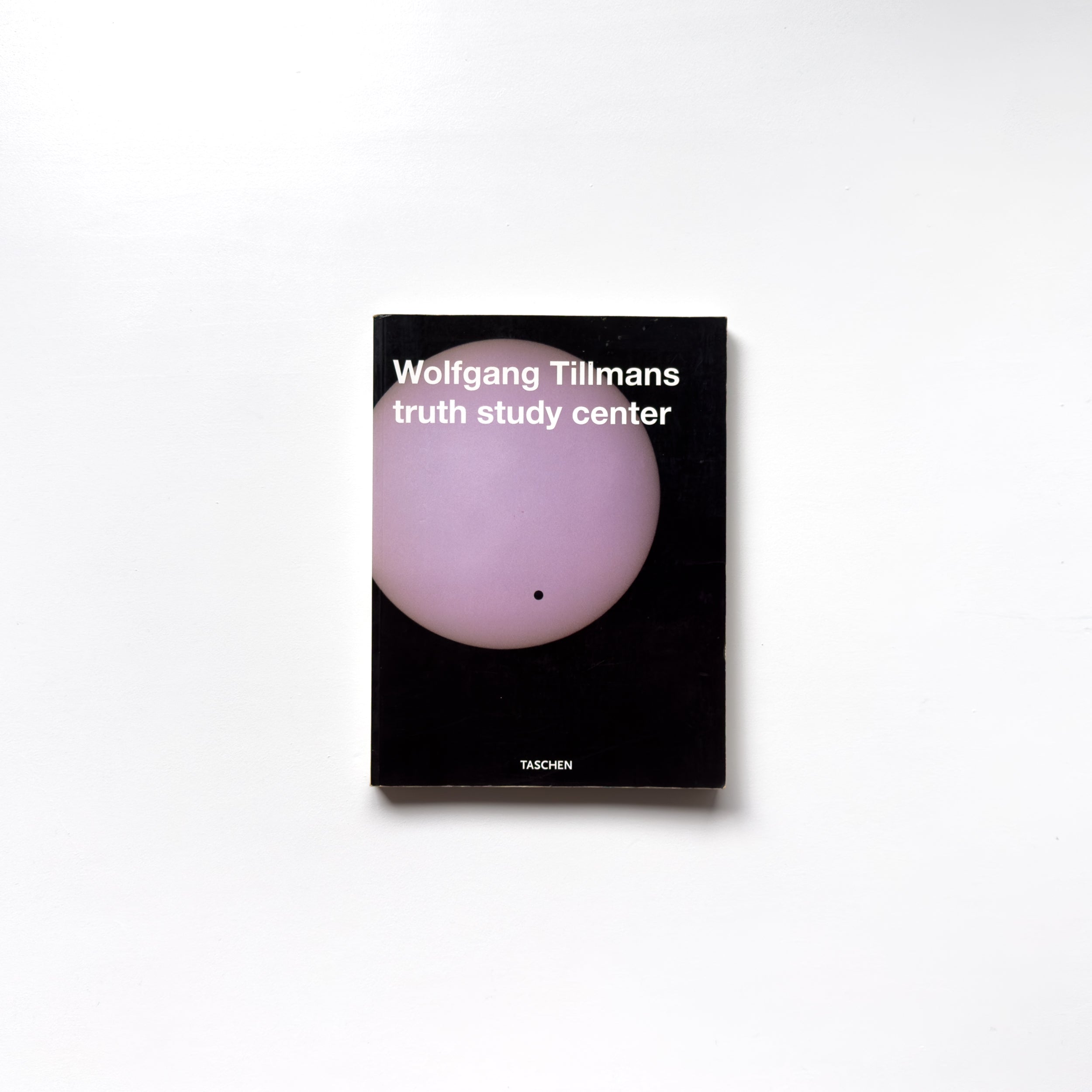 Truth Study Center by Wolfgang Tillmans – IACK