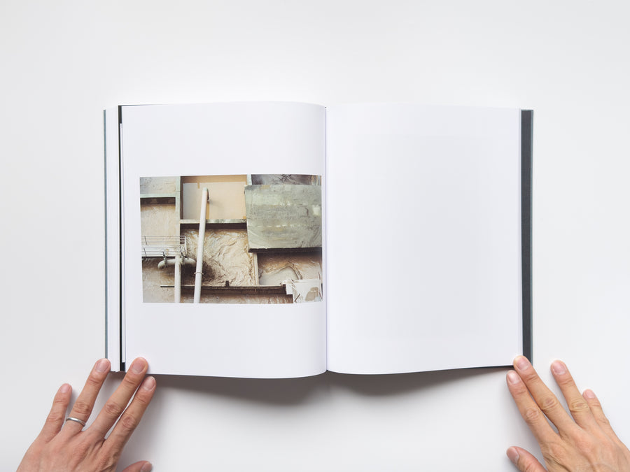 <tc>Distribution by Daniel Shea</tc>