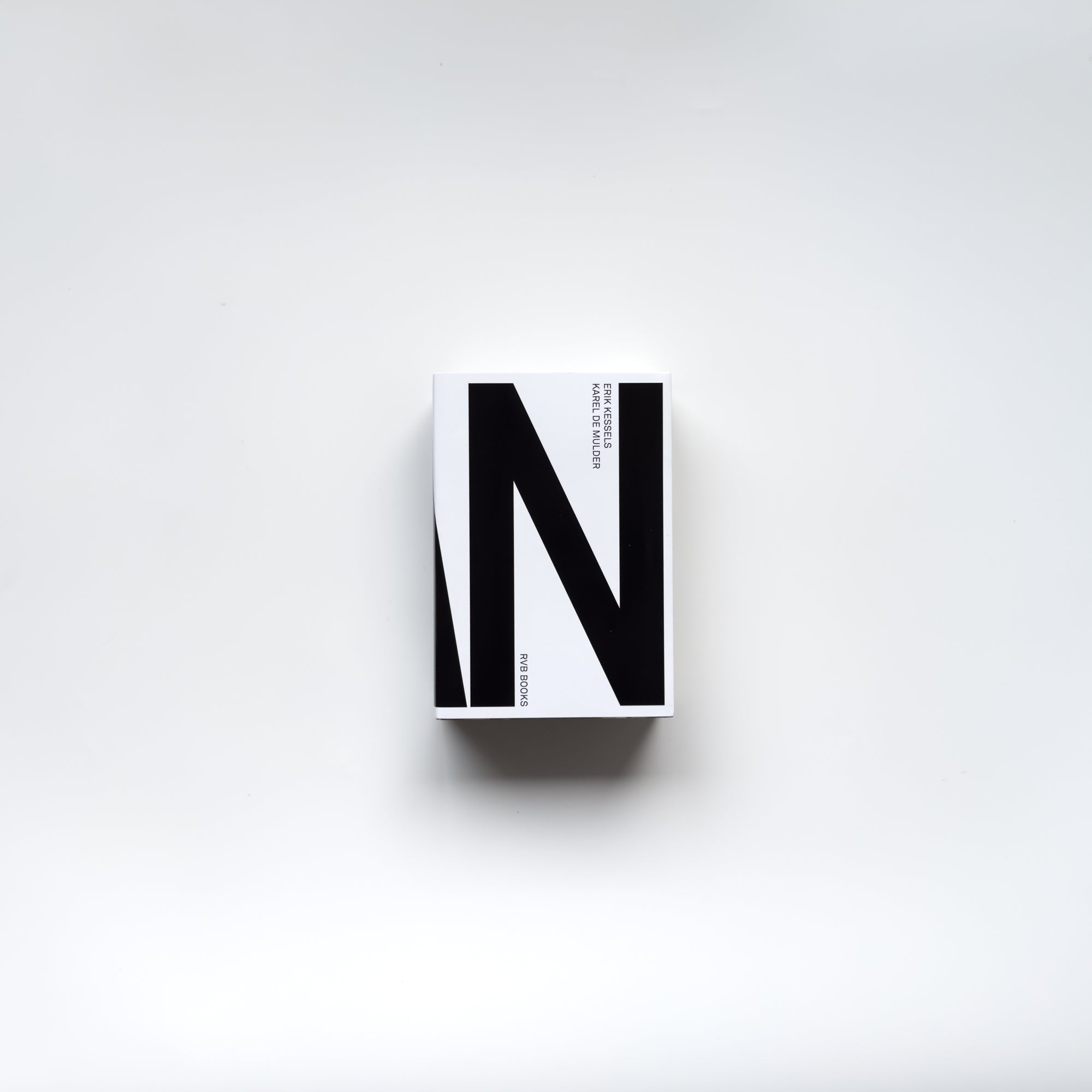 【希少本】Contact Prints TCK SHINNOSUKE UCHIDA/内田慎之介 】GRAPHIC PRINT TEE｜CONVERSE