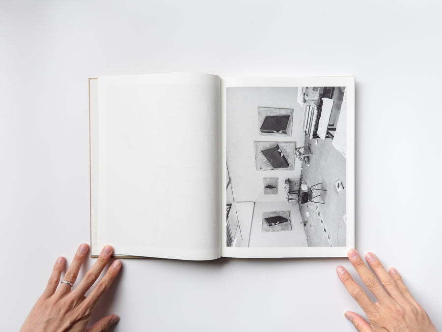 <tc>Studio Snapshots by Mark Manders</tc>