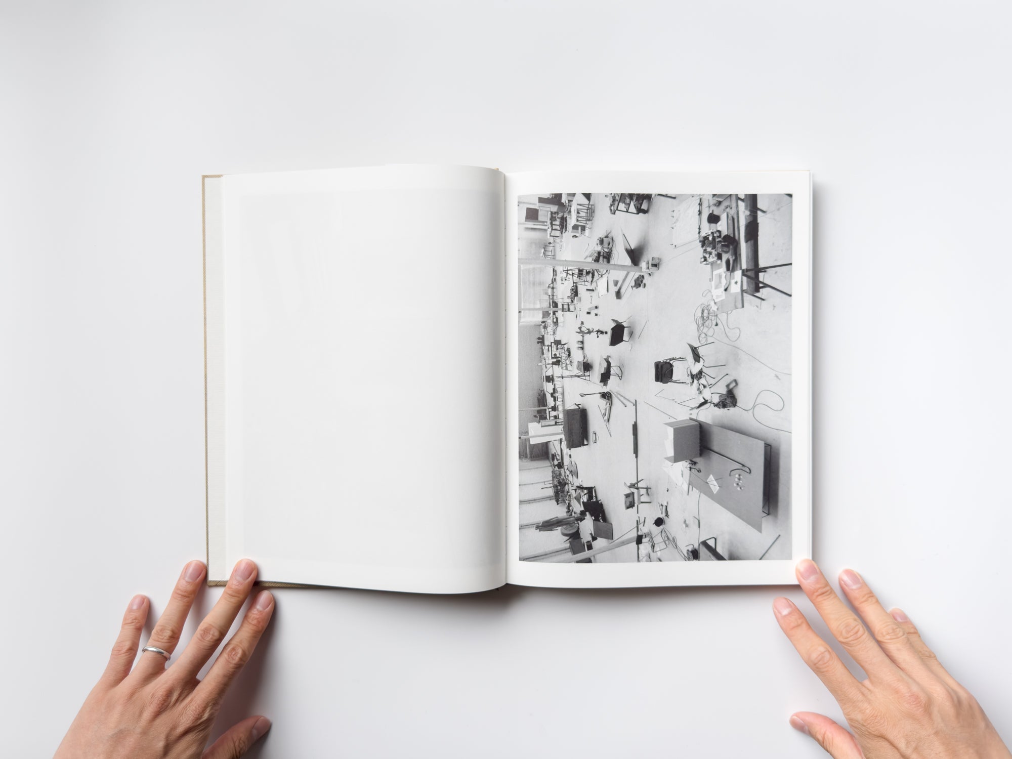 Studio Snapshots by Mark Manders – IACK