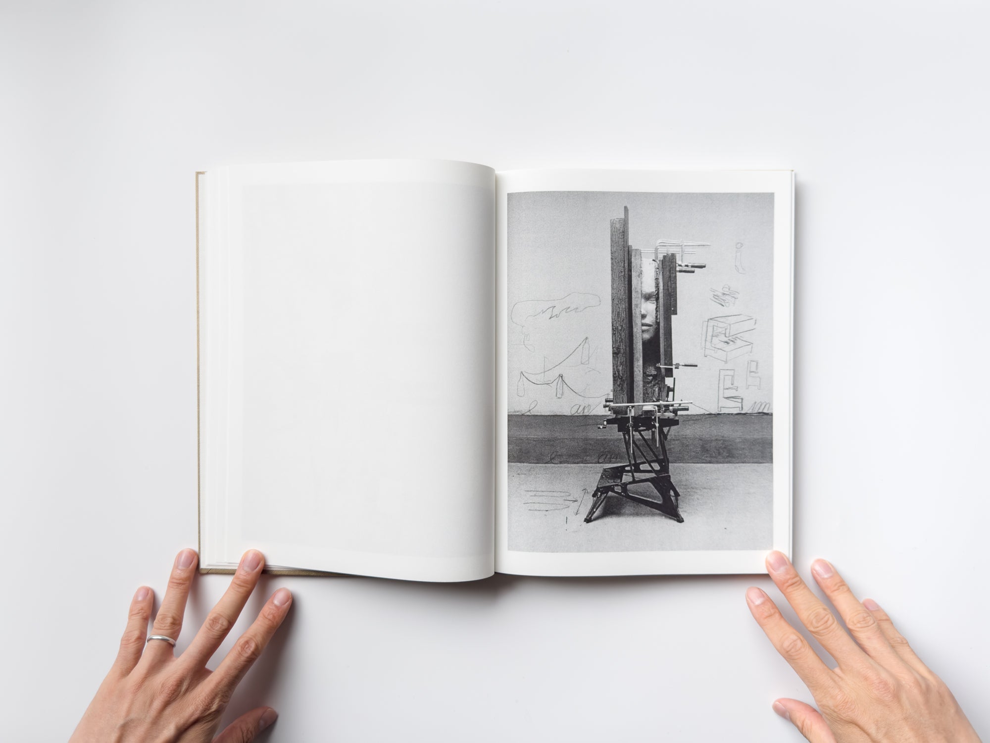 Studio Snapshots by Mark Manders – IACK