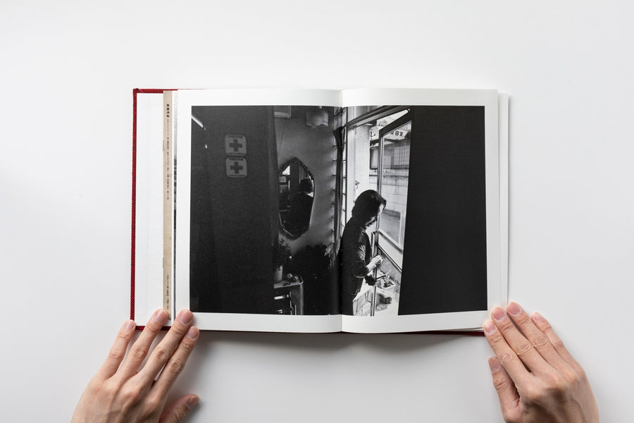 (日本語原文冊子付き) Silent Histories by Kazuma Obara