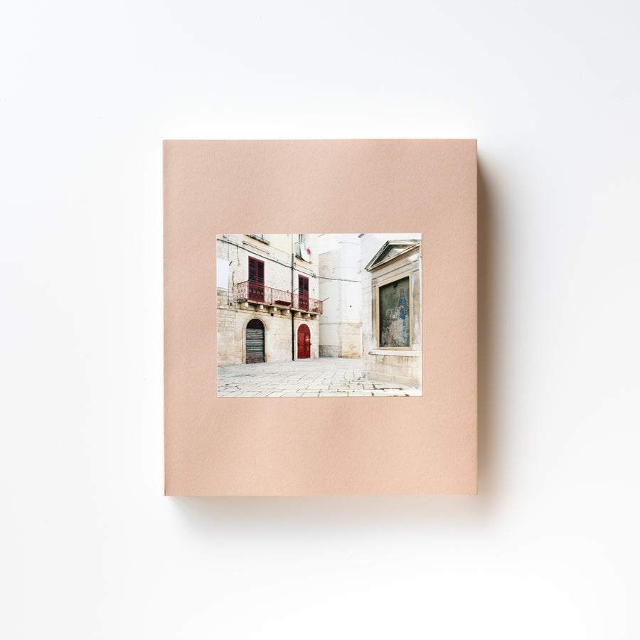 Puglia. Tra Albe e Tramonti by Luigi Ghirri