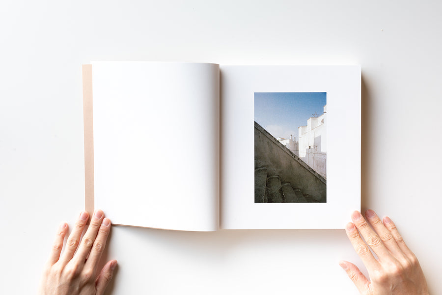 Puglia. Tra Albe e Tramonti by Luigi Ghirri