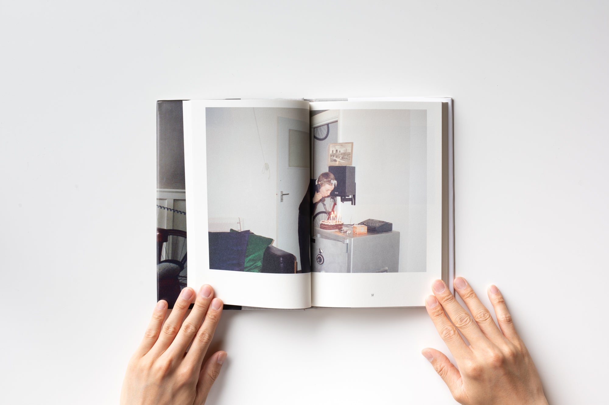 Ruth on the phone by Nigel Shafran – IACK Ruth on the phone by Nigel Shafran – IACK