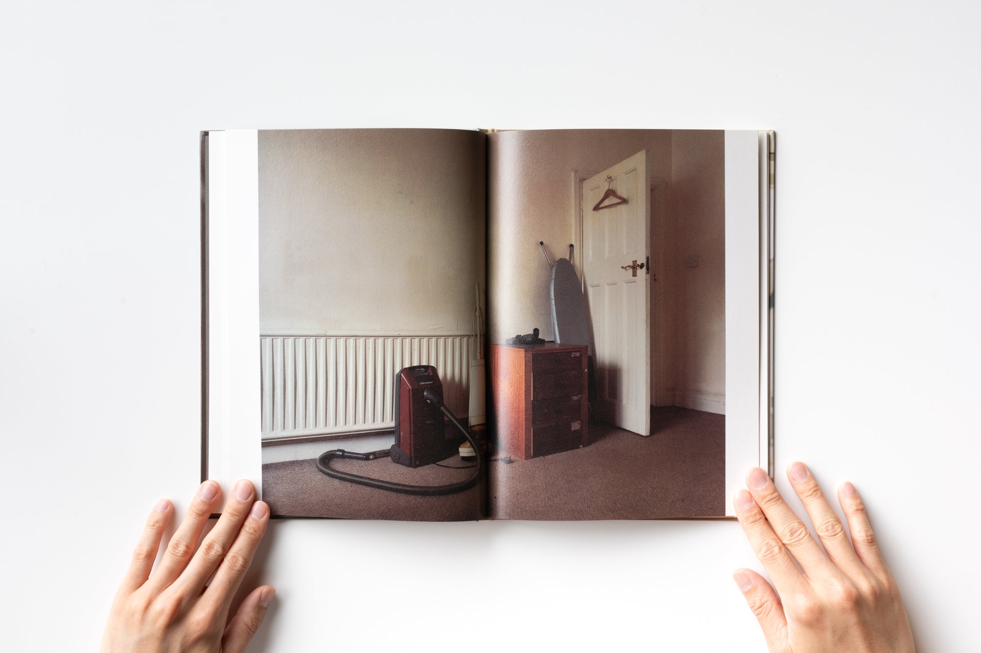 Dad's Office Nigel Shafran 写真集 Dad's Office by Nigel Shafran | IACK