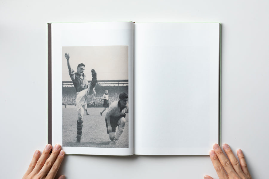 (Imperfect) Muddy Dance by Erik Kessels