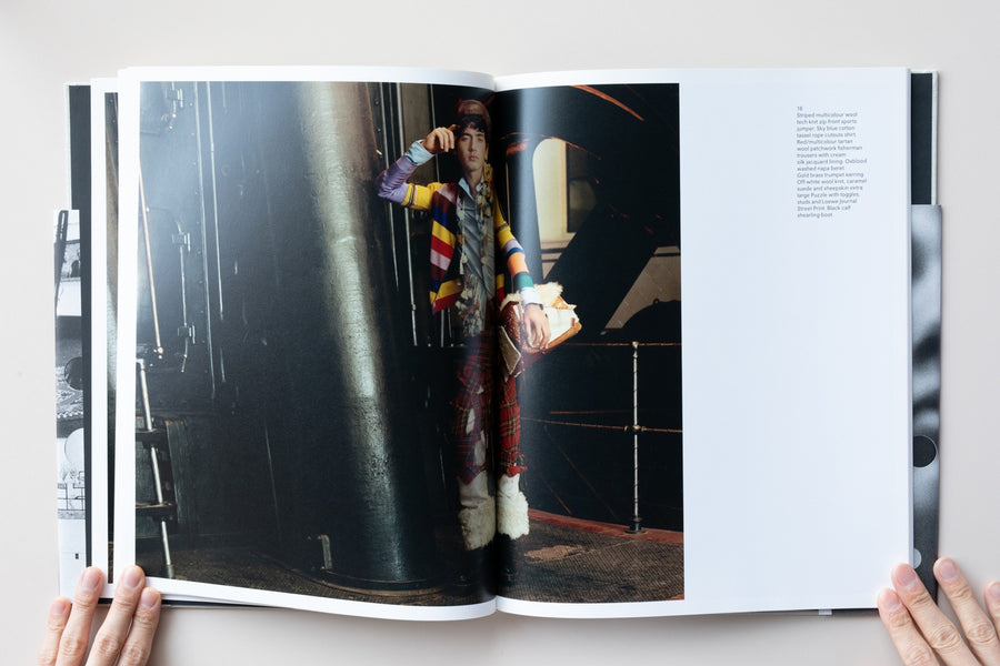 LOEWE Fall Winter 2017 2018 Menswear Catalogue IACK