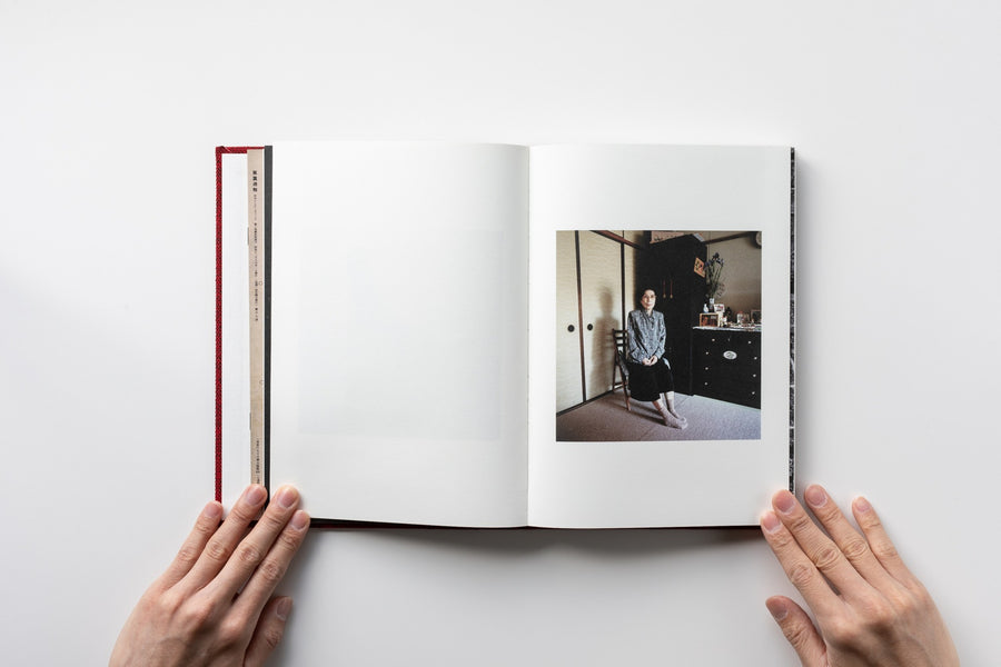 (日本語原文冊子付き) Silent Histories by Kazuma Obara